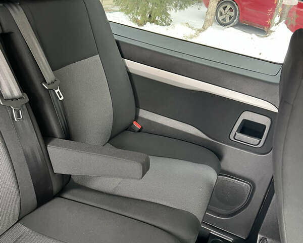 Чорний Сітроен Jumpy, об'ємом двигуна 2 л та пробігом 187 тис. км за 18700 $, фото 40 на Automoto.ua