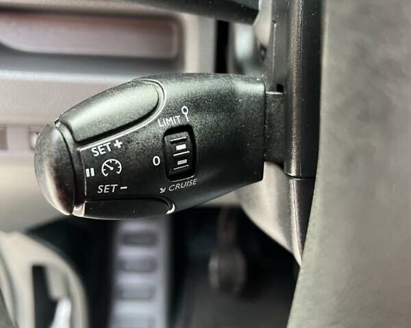 Чорний Сітроен Jumpy, об'ємом двигуна 2 л та пробігом 187 тис. км за 18700 $, фото 53 на Automoto.ua