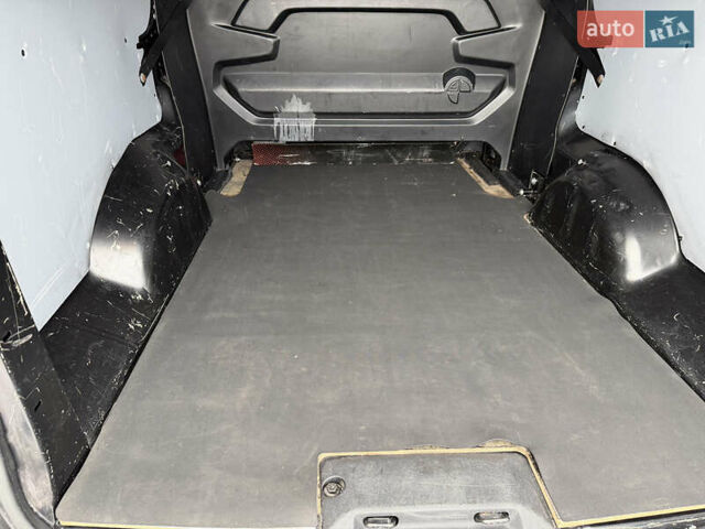 Чорний Сітроен Jumpy, об'ємом двигуна 2 л та пробігом 250 тис. км за 18700 $, фото 10 на Automoto.ua