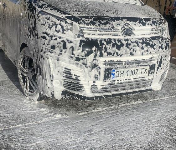 Черный Ситроен Jumpy, объемом двигателя 2 л и пробегом 215 тыс. км за 19000 $, фото 1 на Automoto.ua