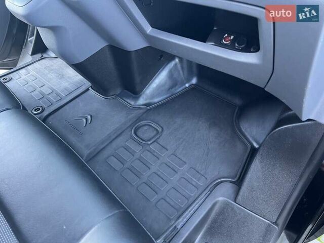 Черный Ситроен Jumpy, объемом двигателя 2 л и пробегом 150 тыс. км за 18999 $, фото 11 на Automoto.ua