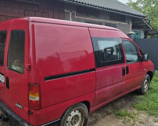 Красный Ситроен Jumpy, объемом двигателя 2 л и пробегом 333 тыс. км за 2800 $, фото 3 на Automoto.ua