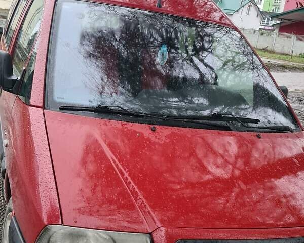 Красный Ситроен Jumpy, объемом двигателя 2 л и пробегом 247 тыс. км за 4000 $, фото 1 на Automoto.ua