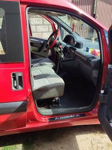 Красный Ситроен Jumpy, объемом двигателя 1.9 л и пробегом 275 тыс. км за 3700 $, фото 3 на Automoto.ua