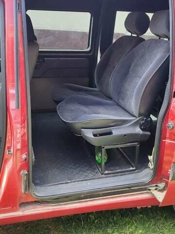 Красный Ситроен Jumpy, объемом двигателя 1.9 л и пробегом 275 тыс. км за 3700 $, фото 19 на Automoto.ua