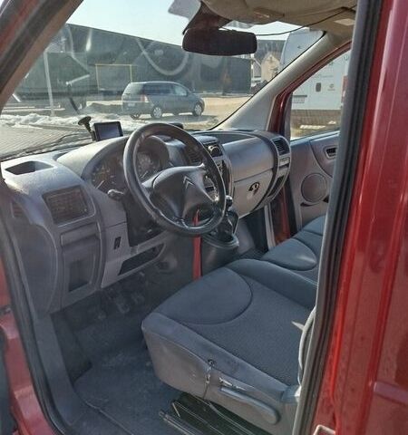 Красный Ситроен Jumpy, объемом двигателя 2 л и пробегом 265 тыс. км за 5300 $, фото 9 на Automoto.ua