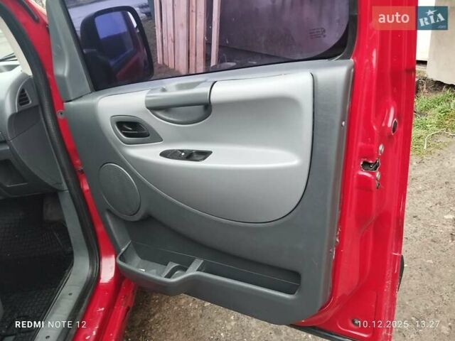 Красный Ситроен Jumpy, объемом двигателя 2 л и пробегом 370 тыс. км за 5300 $, фото 4 на Automoto.ua