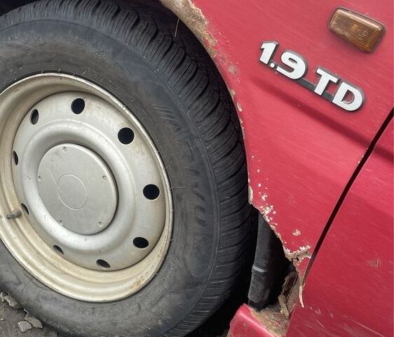 Красный Ситроен Jumpy, объемом двигателя 1.9 л и пробегом 209 тыс. км за 2200 $, фото 9 на Automoto.ua