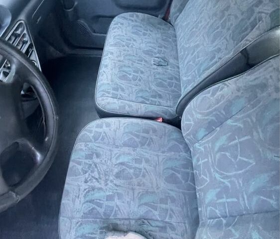 Красный Ситроен Jumpy, объемом двигателя 1.9 л и пробегом 209 тыс. км за 2200 $, фото 4 на Automoto.ua