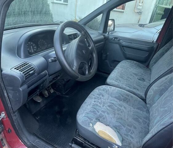 Красный Ситроен Jumpy, объемом двигателя 1.9 л и пробегом 209 тыс. км за 2200 $, фото 5 на Automoto.ua