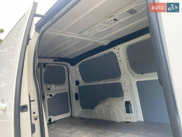 Сітроен Jumpy, об'ємом двигуна 2 л та пробігом 94 тис. км за 15999 $, фото 46 на Automoto.ua