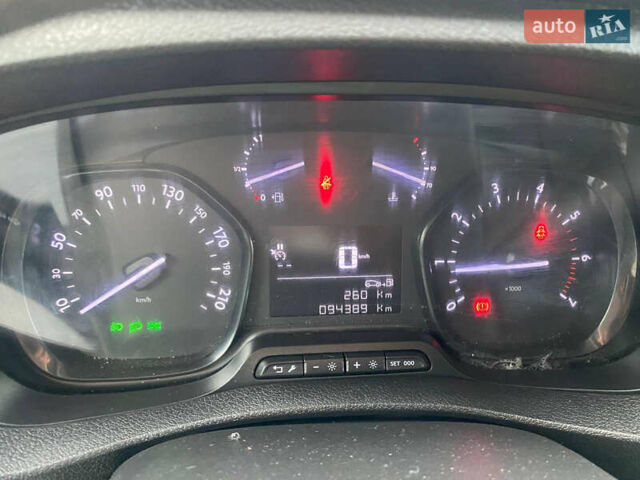 Сітроен Jumpy, об'ємом двигуна 2 л та пробігом 94 тис. км за 15999 $, фото 39 на Automoto.ua