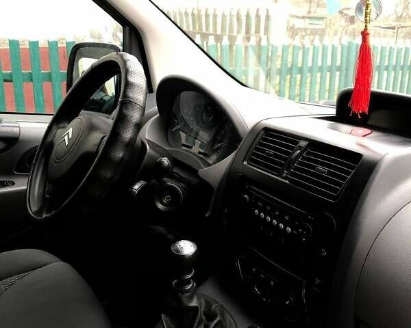 Сітроен Jumpy, об'ємом двигуна 2 л та пробігом 235 тис. км за 6999 $, фото 9 на Automoto.ua