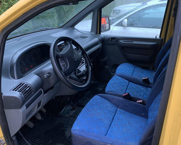 Желтый Ситроен Jumpy, объемом двигателя 1.9 л и пробегом 300 тыс. км за 3500 $, фото 10 на Automoto.ua