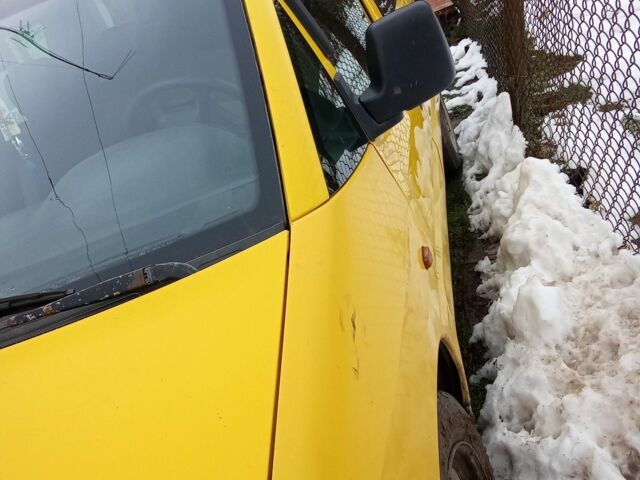 Желтый Ситроен Jumpy, объемом двигателя 2 л и пробегом 587 тыс. км за 2500 $, фото 2 на Automoto.ua