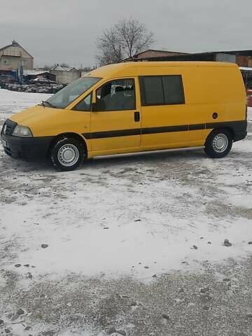 Жовтий Сітроен Jumpy, об'ємом двигуна 1.87 л та пробігом 270 тис. км за 4500 $, фото 3 на Automoto.ua