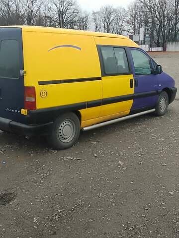Желтый Ситроен Jumpy, объемом двигателя 1.87 л и пробегом 260 тыс. км за 4600 $, фото 4 на Automoto.ua