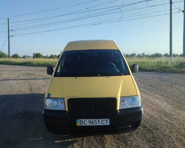 Жовтий Сітроен Jumpy, об'ємом двигуна 1.9 л та пробігом 276 тис. км за 4100 $, фото 32 на Automoto.ua