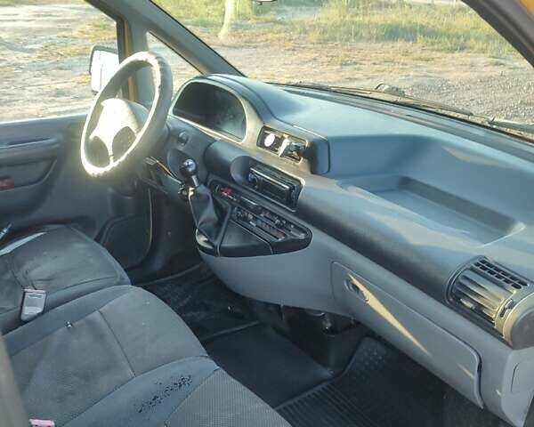 Жовтий Сітроен Jumpy, об'ємом двигуна 1.9 л та пробігом 276 тис. км за 4100 $, фото 2 на Automoto.ua