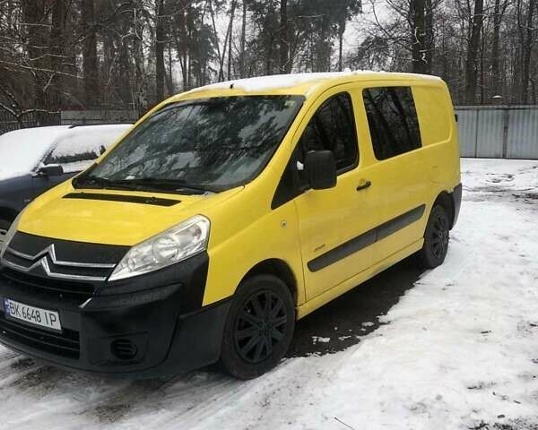 Желтый Ситроен Jumpy, объемом двигателя 2 л и пробегом 300 тыс. км за 4500 $, фото 2 на Automoto.ua