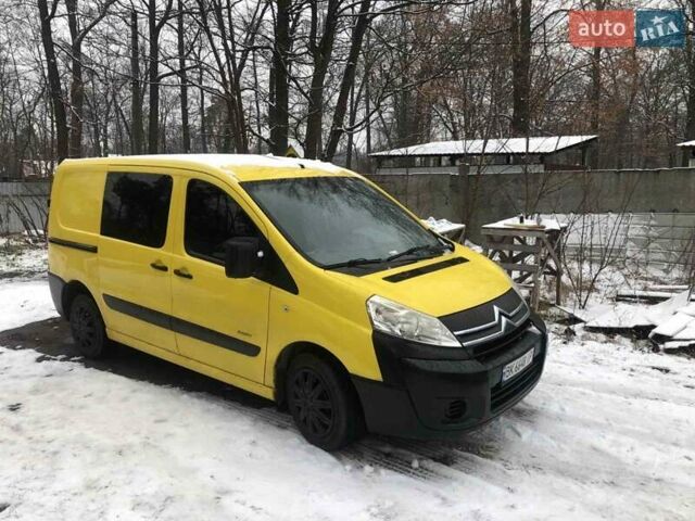 Желтый Ситроен Jumpy, объемом двигателя 2 л и пробегом 300 тыс. км за 4500 $, фото 1 на Automoto.ua
