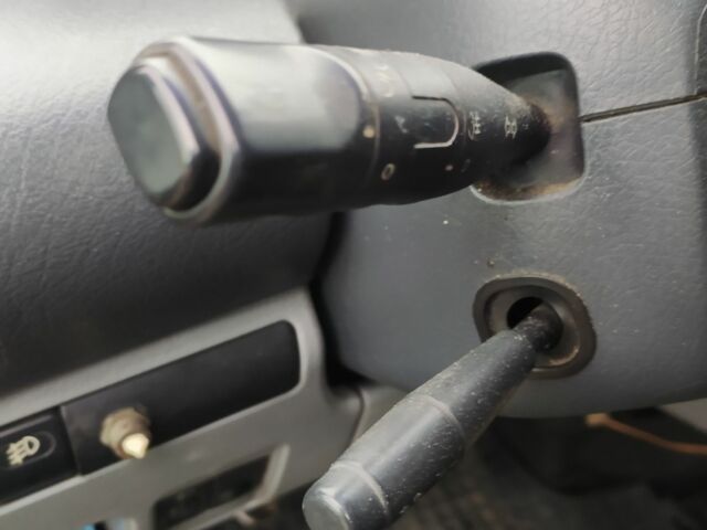 Серый Ситроен Jumpy, объемом двигателя 2 л и пробегом 650 тыс. км за 3300 $, фото 5 на Automoto.ua