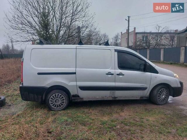 Серый Ситроен Jumpy, объемом двигателя 2 л и пробегом 305 тыс. км за 6200 $, фото 7 на Automoto.ua