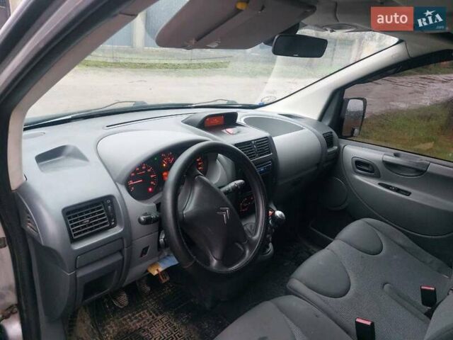 Серый Ситроен Jumpy, объемом двигателя 2 л и пробегом 305 тыс. км за 6200 $, фото 8 на Automoto.ua