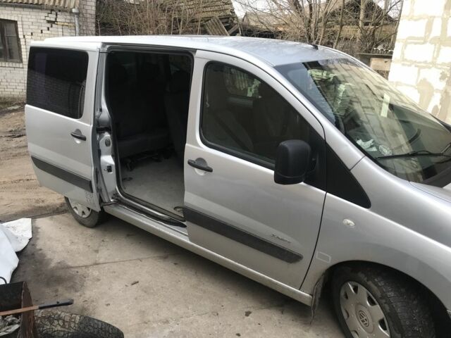 Сірий Сітроен Jumpy, об'ємом двигуна 2 л та пробігом 360 тис. км за 8800 $, фото 2 на Automoto.ua