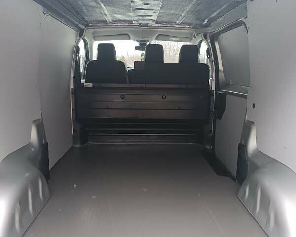 Сірий Сітроен Jumpy, об'ємом двигуна 1.56 л та пробігом 177 тис. км за 14200 $, фото 33 на Automoto.ua