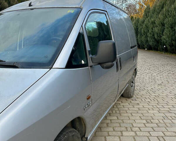 Серый Ситроен Jumpy, объемом двигателя 1.9 л и пробегом 400 тыс. км за 2100 $, фото 2 на Automoto.ua