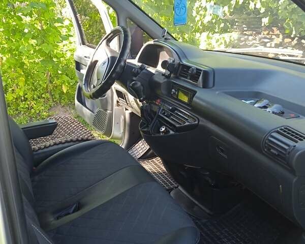 Сірий Сітроен Jumpy, об'ємом двигуна 1.9 л та пробігом 350 тис. км за 2500 $, фото 2 на Automoto.ua