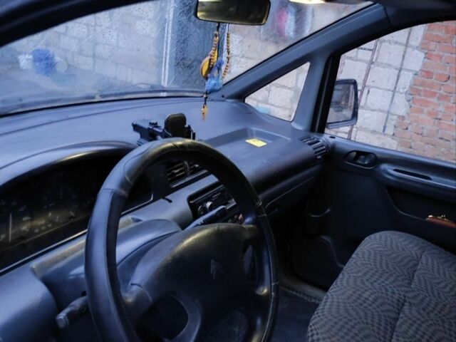 Серый Ситроен Jumpy, объемом двигателя 1.9 л и пробегом 325 тыс. км за 2700 $, фото 4 на Automoto.ua