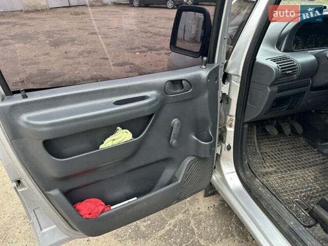 Серый Ситроен Jumpy, объемом двигателя 1.91 л и пробегом 350 тыс. км за 2800 $, фото 8 на Automoto.ua