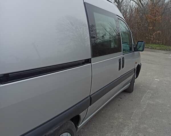 Серый Ситроен Jumpy, объемом двигателя 1.87 л и пробегом 349 тыс. км за 3800 $, фото 10 на Automoto.ua