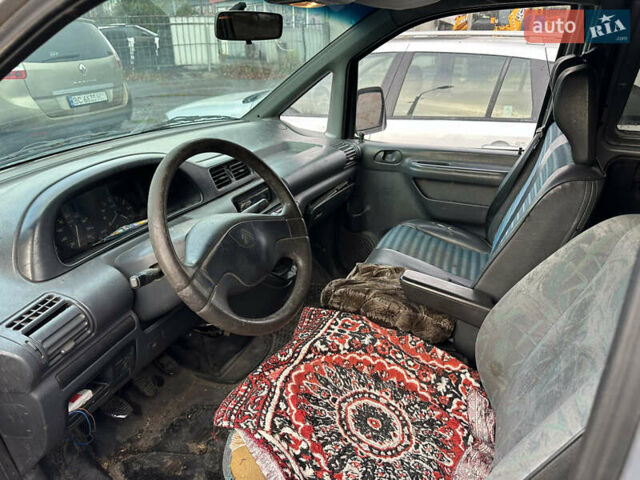 Сітроен Jumpy 1999 у Львові на Automoto.ua Сірий Сітроен Jumpy, об'ємом двигуна 1.9 л та пробігом 300 тис. км за 1750 $, фото 5 на Automoto.ua
