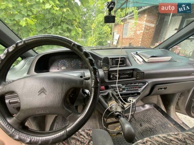 Ситроен Jumpy 2000 в Первомайск на Automoto.ua Серый Ситроен Jumpy, объемом двигателя 1.9 л и пробегом 400 тыс. км за 3000 $, фото 9 на Automoto.ua