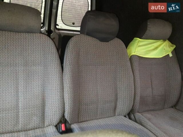 Серый Ситроен Jumpy, объемом двигателя 2 л и пробегом 400 тыс. км за 3000 $, фото 14 на Automoto.ua