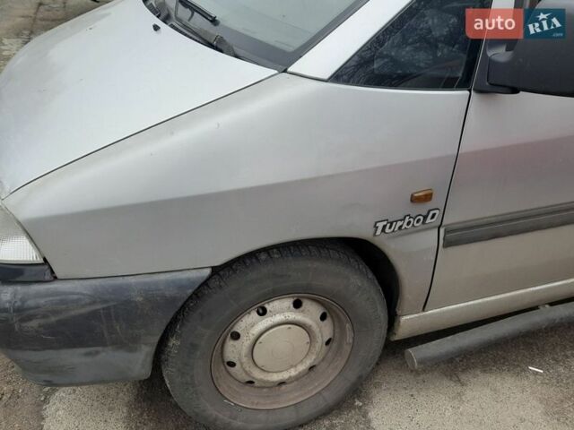 Серый Ситроен Jumpy, объемом двигателя 2 л и пробегом 400 тыс. км за 3000 $, фото 4 на Automoto.ua