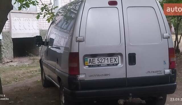 Серый Ситроен Jumpy, объемом двигателя 2 л и пробегом 49 тыс. км за 3800 $, фото 3 на Automoto.ua