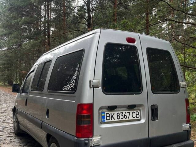 Сірий Сітроен Jumpy, об'ємом двигуна 2 л та пробігом 450 тис. км за 4236 $, фото 2 на Automoto.ua