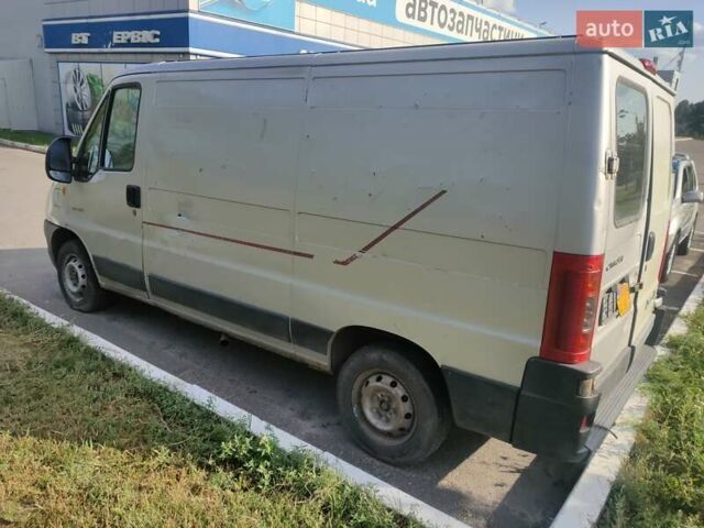 Серый Ситроен Jumpy, объемом двигателя 2.2 л и пробегом 346 тыс. км за 1500 $, фото 2 на Automoto.ua