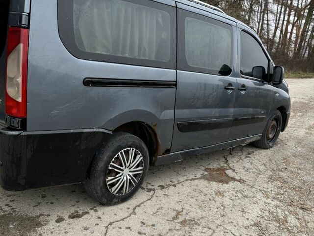 Серый Ситроен Jumpy, объемом двигателя 2 л и пробегом 360 тыс. км за 2700 $, фото 2 на Automoto.ua