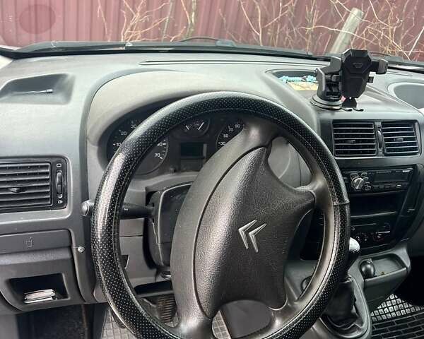 Серый Ситроен Jumpy, объемом двигателя 1.56 л и пробегом 370 тыс. км за 6500 $, фото 9 на Automoto.ua