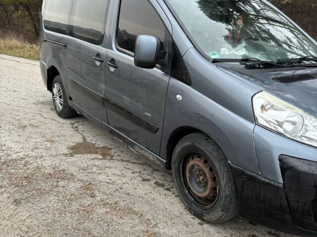 Серый Ситроен Jumpy, объемом двигателя 2 л и пробегом 360 тыс. км за 2700 $, фото 1 на Automoto.ua