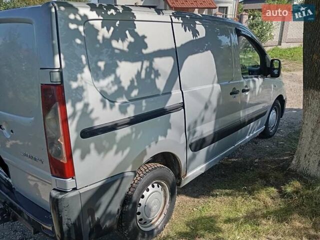 Серый Ситроен Jumpy, объемом двигателя 2 л и пробегом 330 тыс. км за 3650 $, фото 6 на Automoto.ua