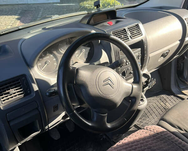 Сірий Сітроен Jumpy, об'ємом двигуна 2 л та пробігом 452 тис. км за 4900 $, фото 10 на Automoto.ua