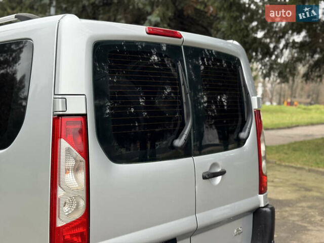 Сірий Сітроен Jumpy, об'ємом двигуна 2 л та пробігом 225 тис. км за 5850 $, фото 20 на Automoto.ua