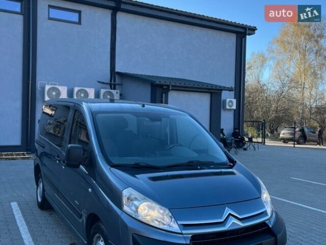 Серый Ситроен Jumpy, объемом двигателя 1.56 л и пробегом 236 тыс. км за 5950 $, фото 1 на Automoto.ua
