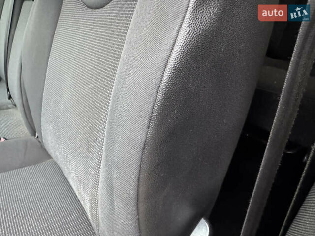 Сірий Сітроен Jumpy, об'ємом двигуна 2 л та пробігом 225 тис. км за 5850 $, фото 49 на Automoto.ua